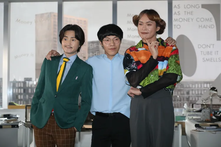 旺福小民（左起）、盧廣仲、黃鐙輝主演新片《他馬克老闆》。鄭孟晃攝