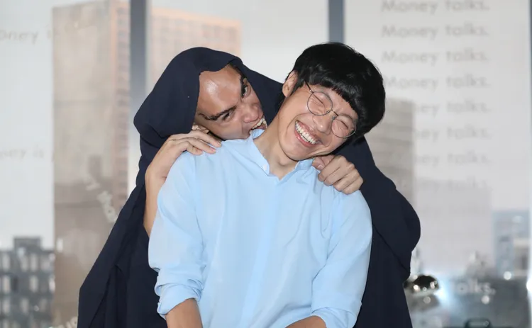 黃宣（左）和盧廣仲首度合作電影。鄭孟晃攝