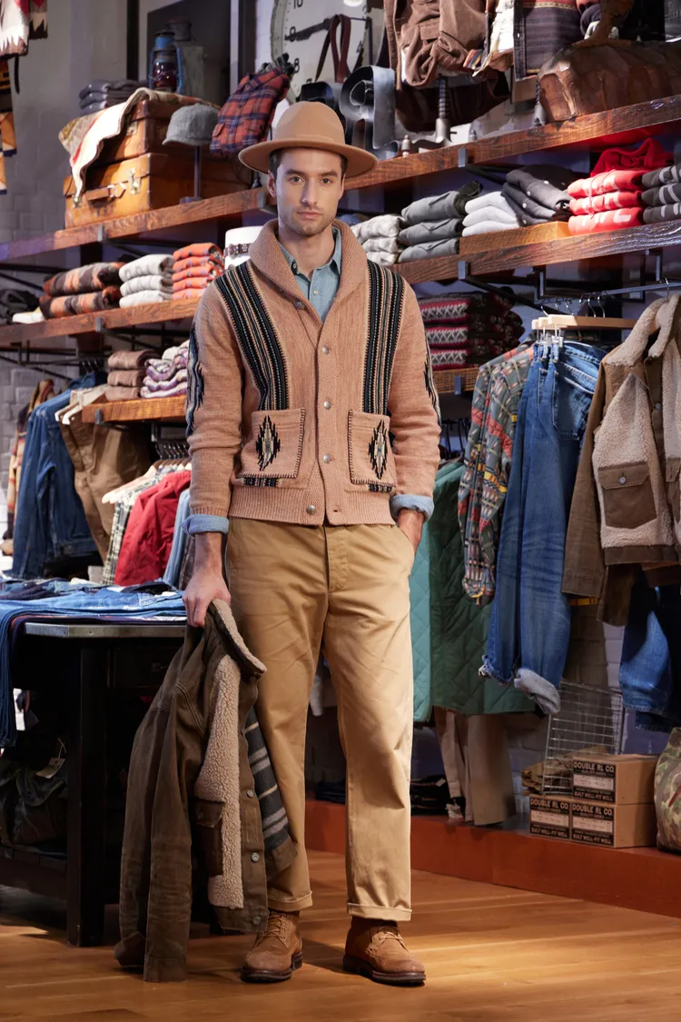 二度來台展出的Double RL系列，選用1930、40年代的西部乾貨商店為發想。品牌提供