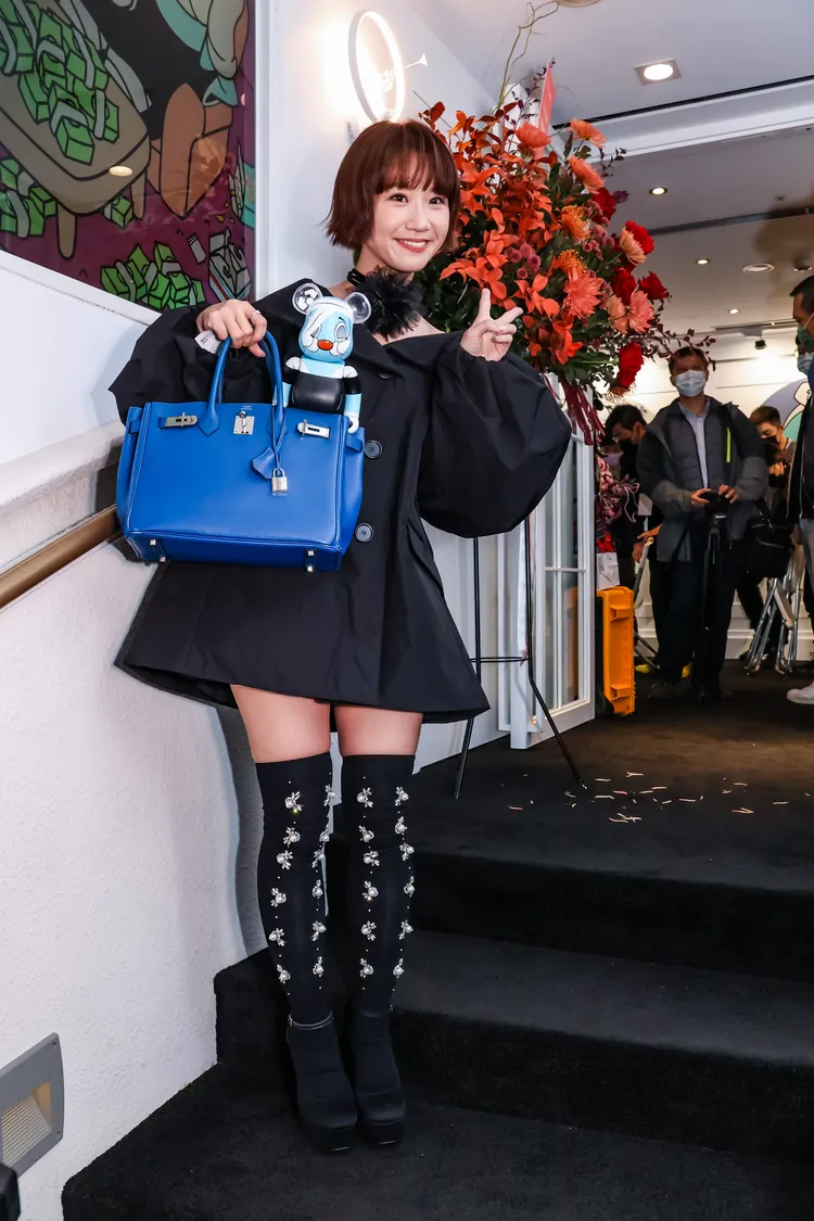 Lulu今帶著黃子佼送她的愛馬仕柏金包出門。趙世平攝