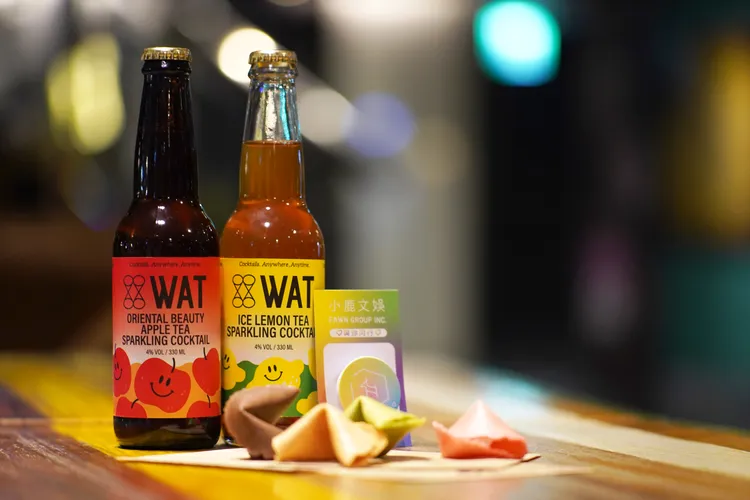 活動期間入住「路境行旅」，再贈瓶裝雞尾酒品牌WAT推出的2款經典氣泡雞尾酒。小鹿文娛提供