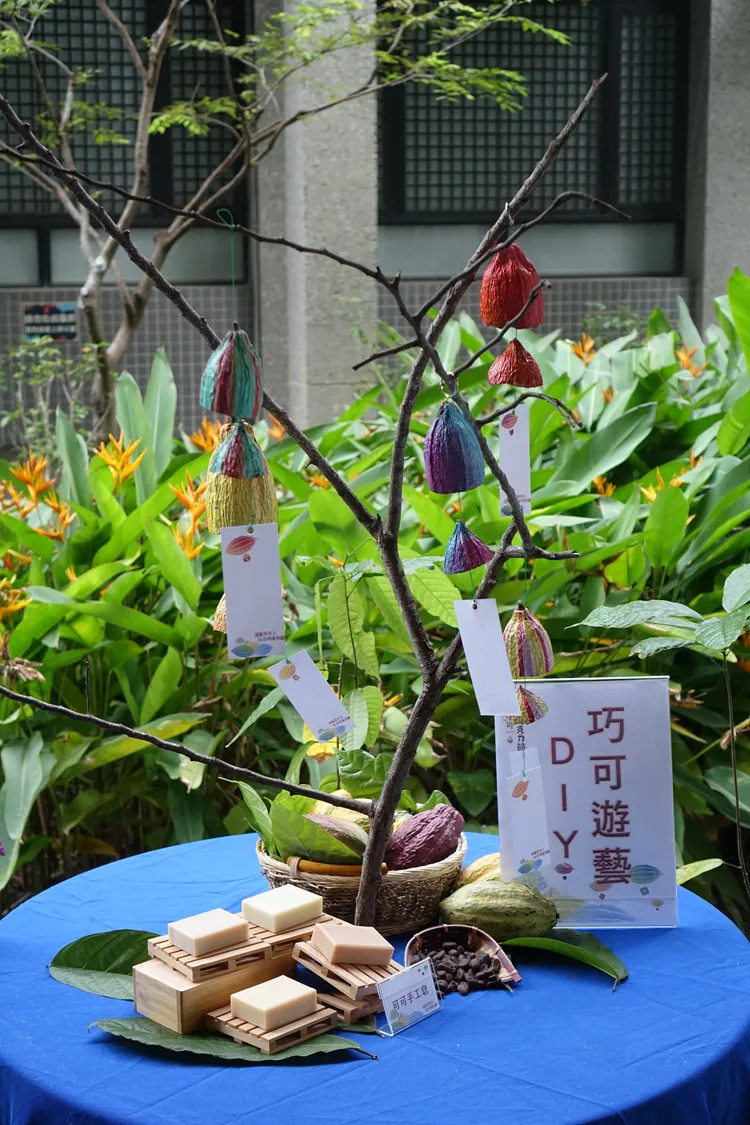 台灣巧克力節有手工DIY體驗。羅琦文攝
