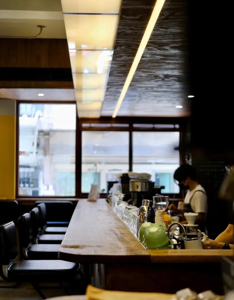 StableNice BLDG.是個結合多種功能的空間，一樓為質感咖啡店。葉盛耀攝