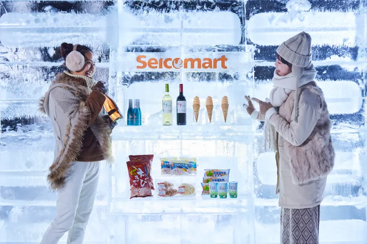 今年愛絲冰城與北海道家數最多的便利商店「Seicomart」合作推出「冰之Seicomart」。星野集團提供