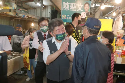 挨酸防疫靠後排！光靠他指揮不知死多少人　陳時中回諷：柯文哲背後又剩下誰