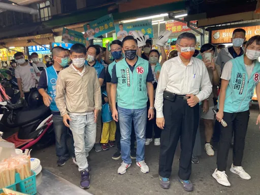 柯文哲南下屏東輔選站台　親回「藍白合」可能性
