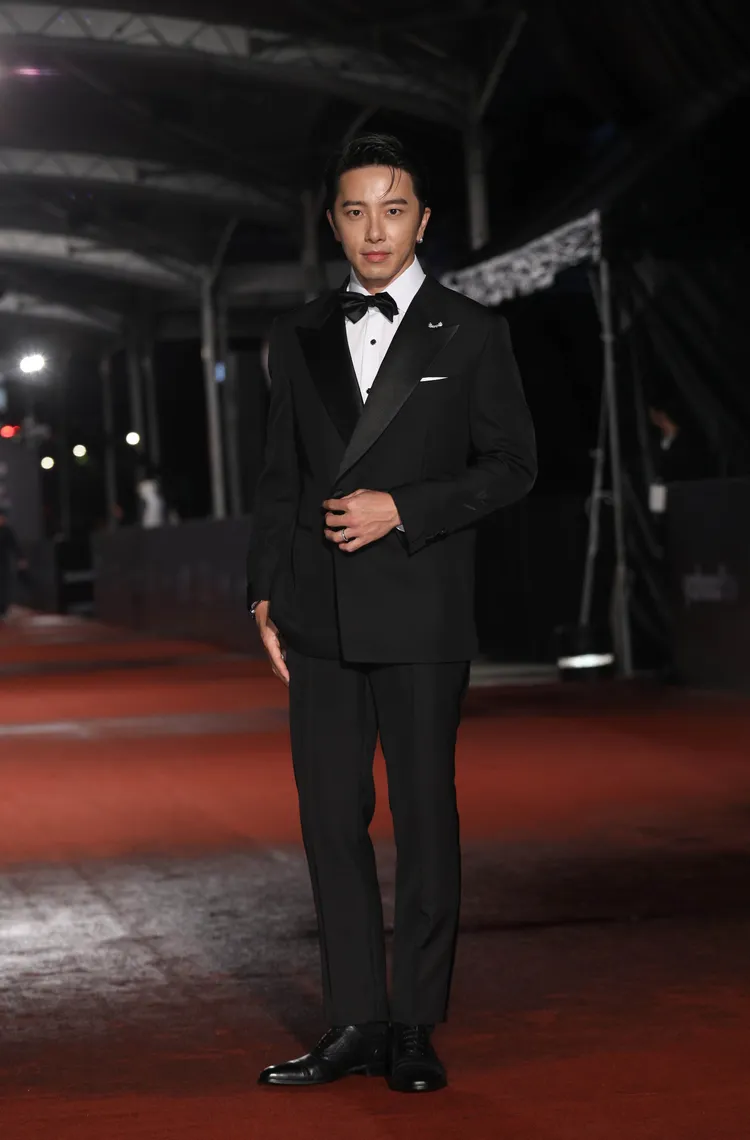 坤達。娛樂中心攝