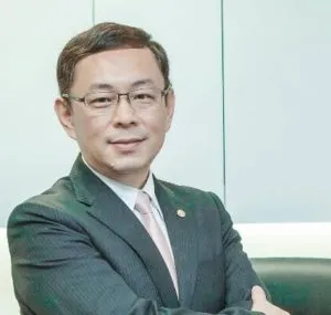 鳳凰藝能總經理趙善意。翻攝世新大學網站