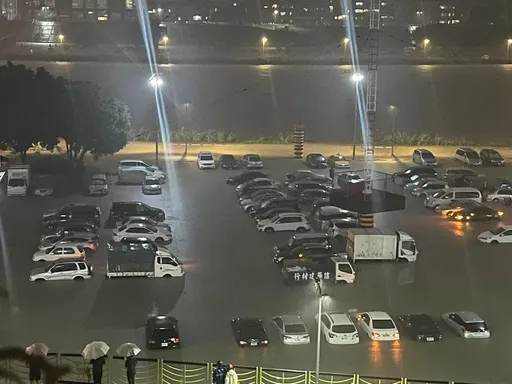 北市百齡橋8個堤外停車場「今早7點拖吊」取消!周邊仍開放紅黃線停車