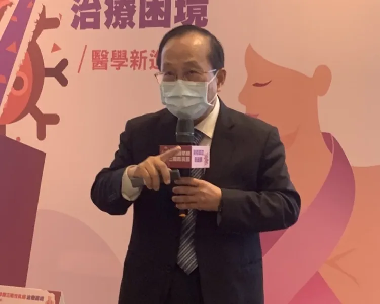 高醫外科教授、台灣外科醫學會理事長侯明鋒。吳慧芬攝