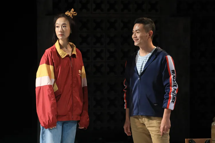 陸明君（左）和李明哲今進行舞台劇排練。莊宗達攝