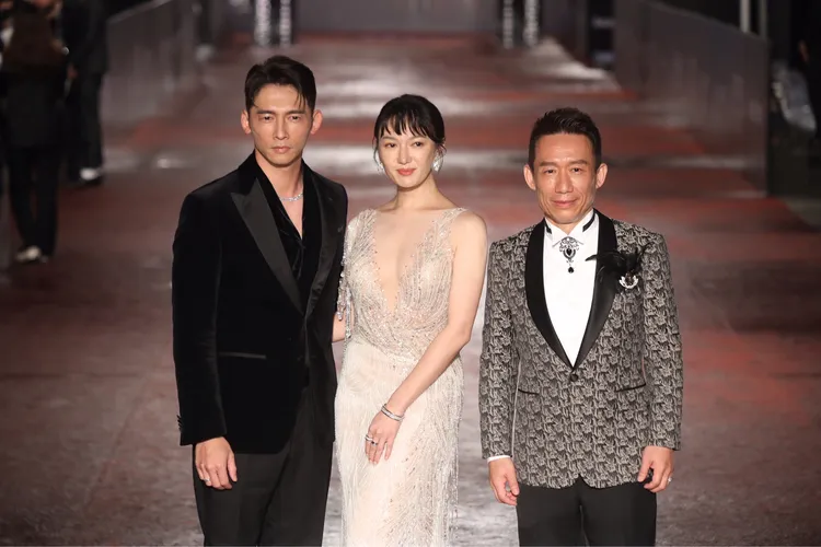 《茶金》温昇豪（左起）、李杏、郭子乾。攝影中心攝