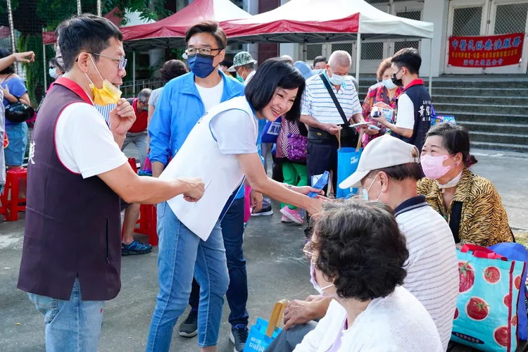 柯志恩將盤點閒置空間，打造居住、商場、托幼、醫療等綜合型服務社區。柯辦提供