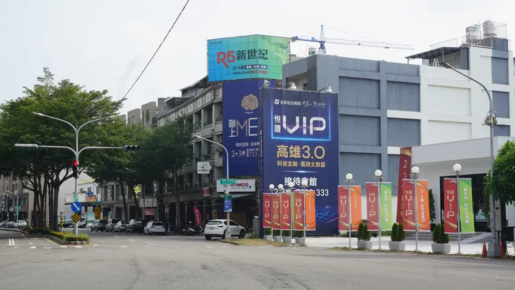 鳳山區預售屋目前已全面成交3字頭，甚至單坪成交35萬元。葉家銘攝