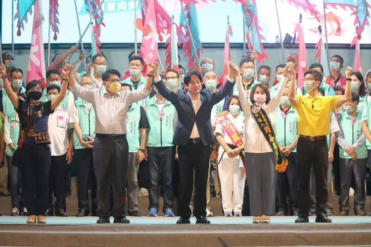 副總統賴清德為周春米站台。羅琦文攝