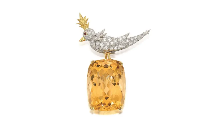 TIFFANY Schlumberger Bird On A Rock黃水晶胸針，黃水晶重達61.21克拉，估價約62萬1000元台幣。品牌提供