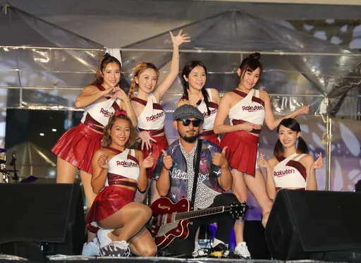 八十八顆芭樂籽與樂天女孩共演喊幸福 歌后海客祭飆唱心疼梨泰院受難者