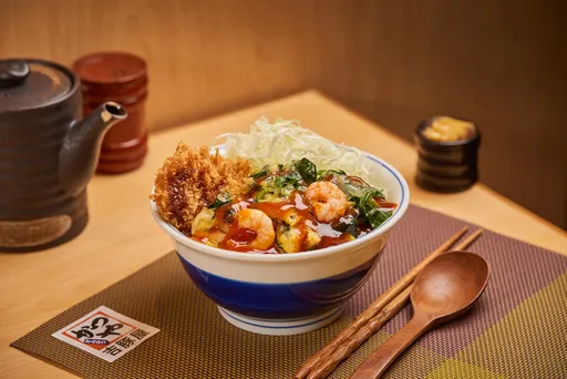 台日合體!豬排丼尬蝦仁煎 滿額再送涼拌蔬菜