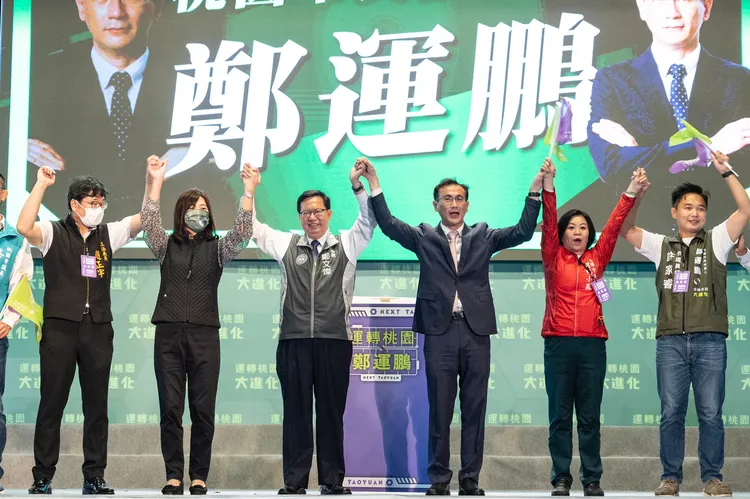 鄭文燦要市民疼惜鄭文燦,票投鄭運鵬。鄭運鵬競辦提供