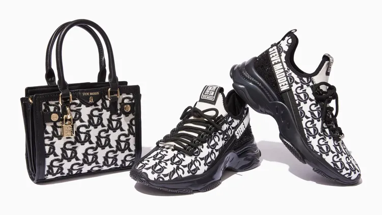 STEVE MADDEN在官網限定發售3款新品，限時下殺1111元，圖為MAXILLA-SM綁帶織布氣墊鞋-黑白色。業者提供