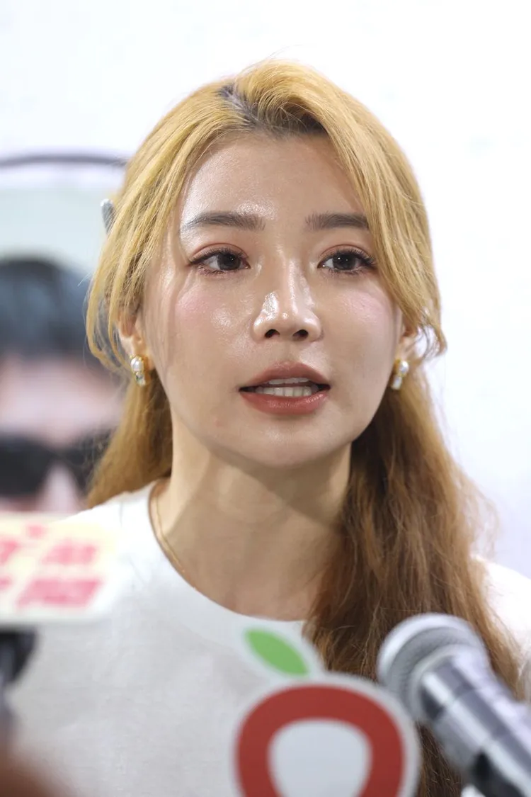 依依也被納豆12月復出主持的宣言給嚇到。陳明中攝