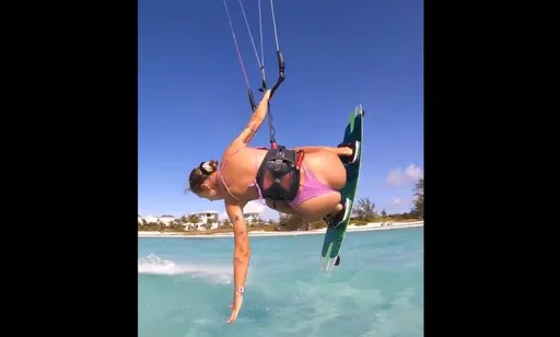 風箏衝浪她一個move振奮全場 網友認「沒人為了看技巧而來」