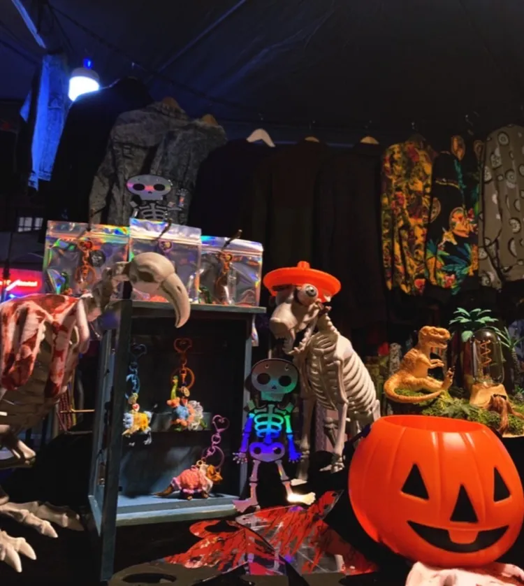 10月28日起連三天青年局於Pinway駁二大勇區推系列萬聖活動，還有限量「品味存摺。邊緣工事提供