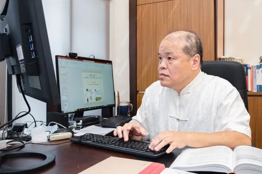 《紅樓夢》賈探春遠嫁海外成謎 清大教授黃一農用「e考據」破紅學奇案