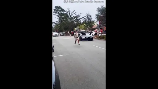 叫我飛毛腿！　男子驚人跑步速度竟超越跑車 