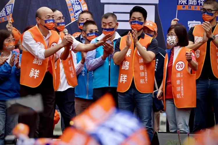 韓式金句連發，嘆王世堅兇到「連老虎都不敢講話」。林林攝