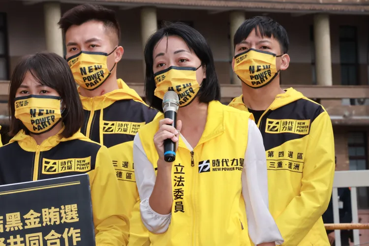 時代力量立委王婉諭批評，苗栗地方政治長期被派系與黑金把持，那些花大錢選上的政客，根本不會把民生議題放在心中。趙世平攝