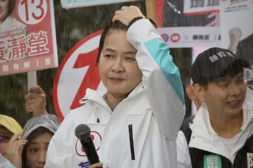 首場造勢柯文哲到場力挺 黃珊珊自曝:民調坐二望一!繼續衝第一