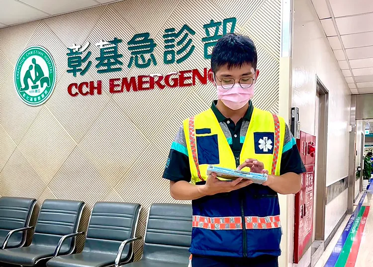 彰化消防分隊高級救護員翁彬凱。彰基提供