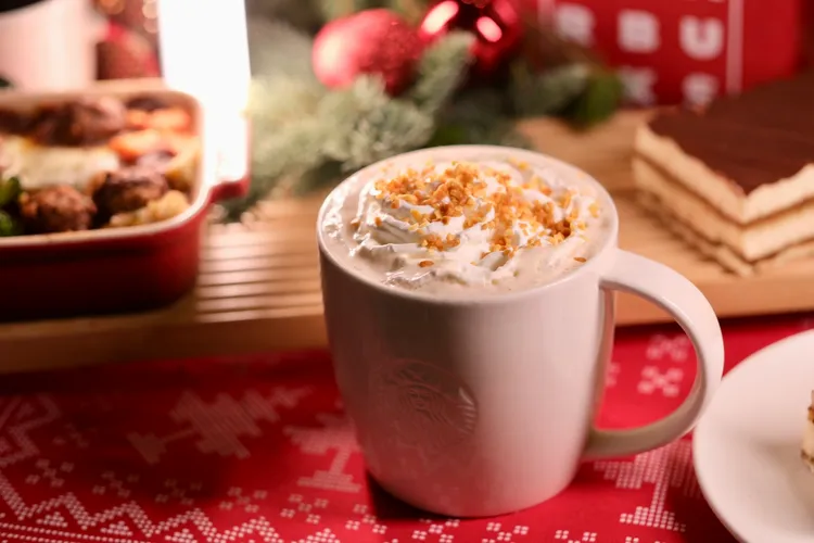 被網友敲碗「一整年就等這一杯、有喝到才算完美聖誕節」的太妃核果系列飲品11/2在全台門市回歸。陳志淵攝