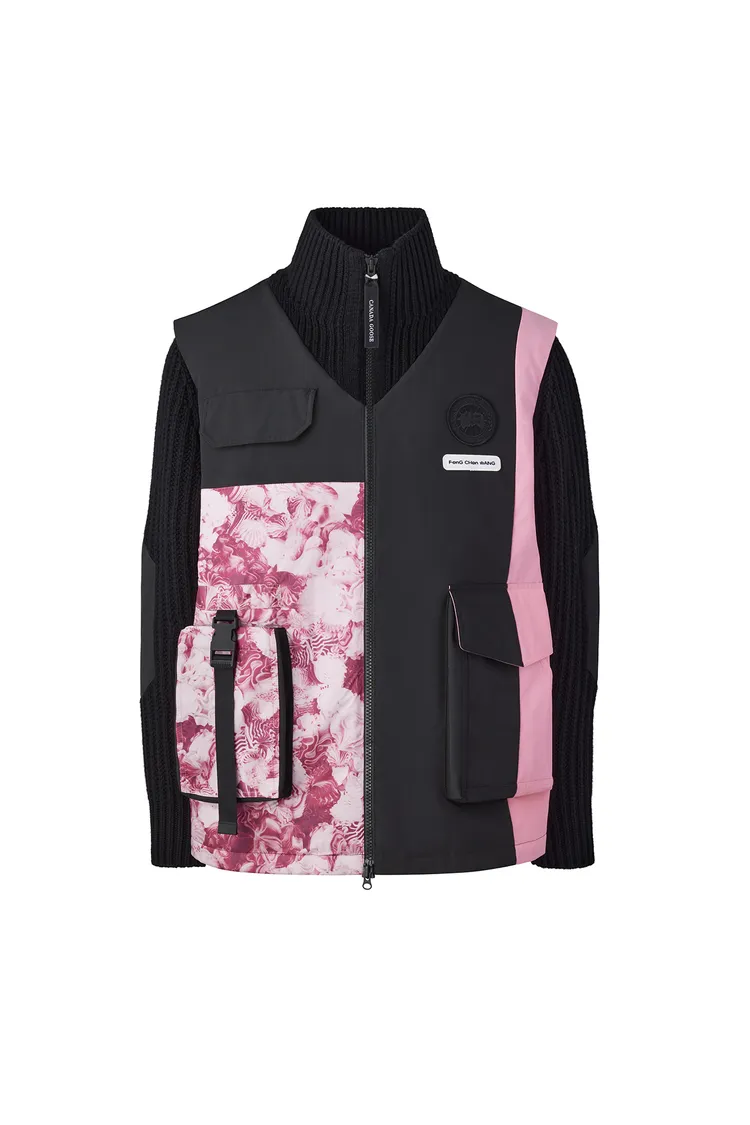 Hybridge Jacket男款跳色羽絨外套，4萬400元。品牌提供