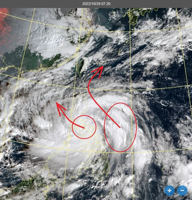 鄭明典貼出雲圖解釋。翻攝鄭明典臉書