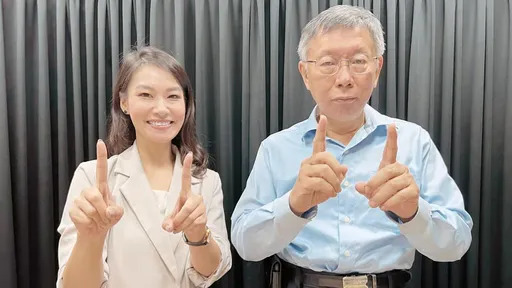 她讥蔡英文靠字幕机「包装完美的苍蝇还是苍蝇」 赞柯文哲失言缺点「仍是英雄」