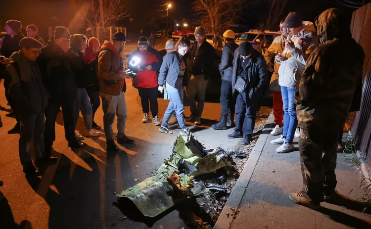 失事墜毀的戰機殘骸。路透社