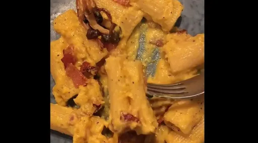騙挑食鬼！黃椒藏身美味義大利麵　看似健康其實高熱量超邪惡