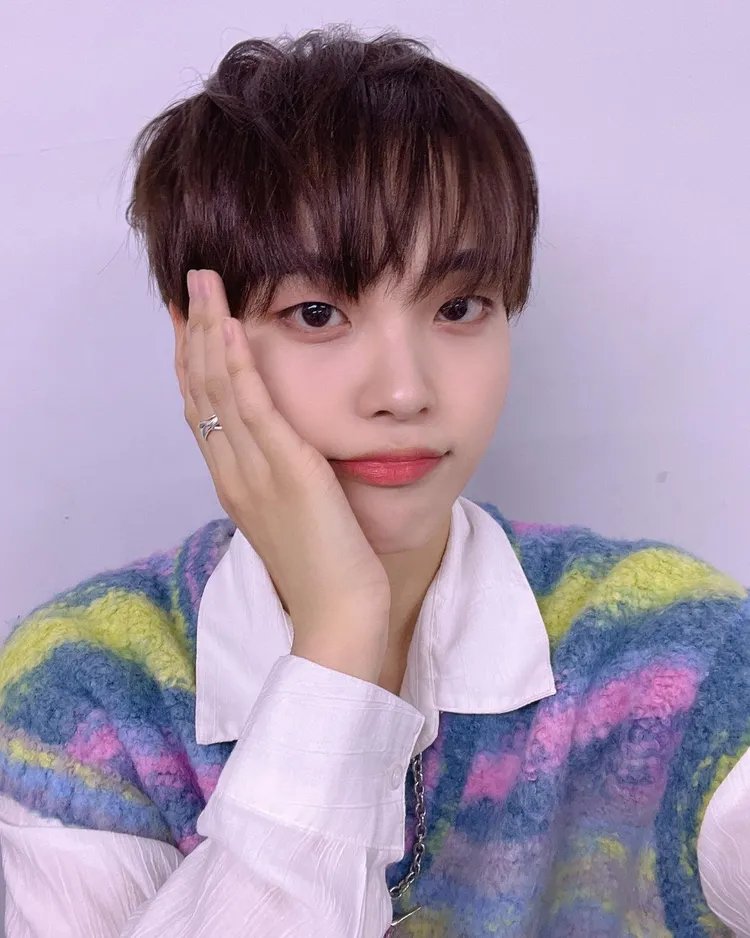 邢準11月30日迎接20歲生日，提前與台灣粉絲度過。翻攝CRAVITY IG