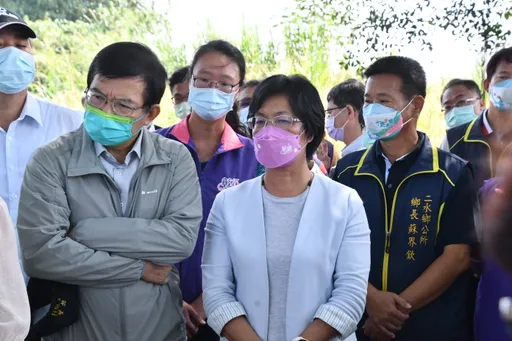 王國材視察彰化送大禮 王惠美當場高喊:部長英明