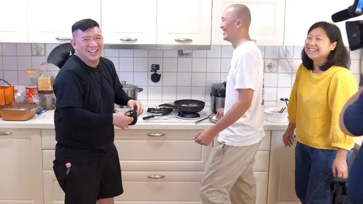 在台北絲襪套頭也會被認出 港星「誰來晚餐」體悟:尊嚴不是從錢而來