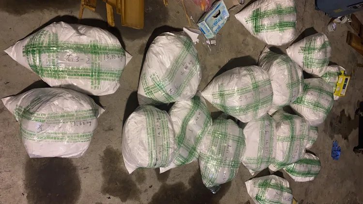 犯嫌利用貨櫃藏毒，走私進口255公斤K他命，全遭檢警搜出。檢方提供