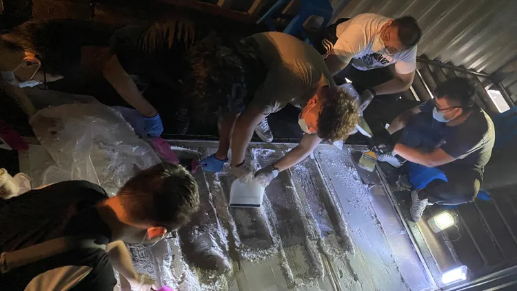 檢警9月16日循線到雲林北港查緝許男等4人製毒。檢方提供