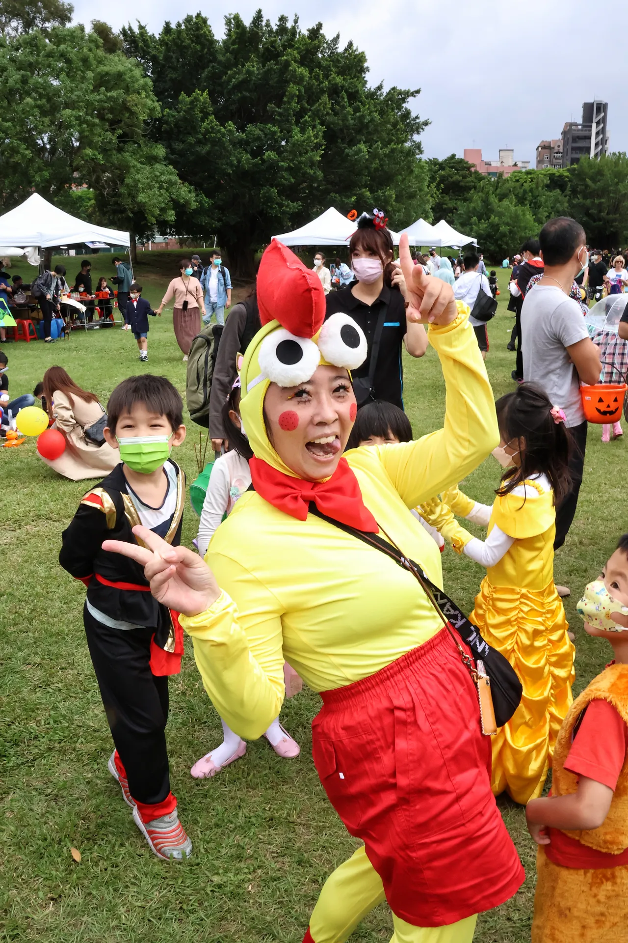 天母搞什么鬼万圣节嘉年华。叶志明摄