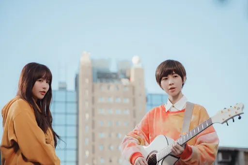 魏嘉瑩揪琳誼打枕頭仗滿嘴毛 《台北女子圖鑑》現實版這點最驚訝