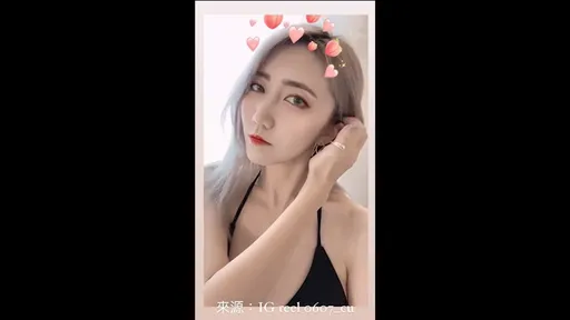 比基尼辣妹穿搭超吸睛　電眼勾人辣到都快被融化了