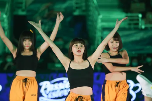 峮峮北中應援不缺席!中信特攻職籃和兄弟職棒同日比賽 PS女孩趕場大作戰