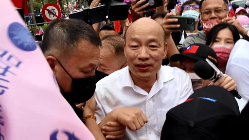 辣個男人為她現身台中！同框燕子卻破局　韓國瑜嗆綠營「選總統說」