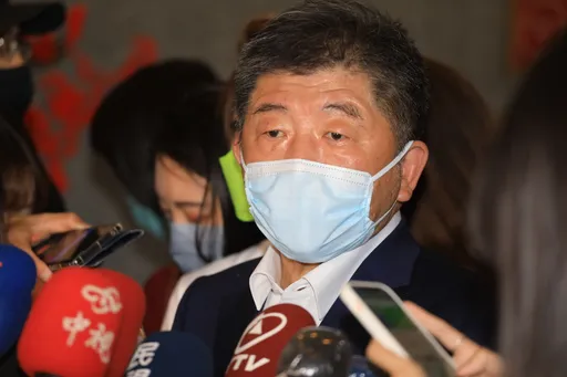 高端找中資公司做實驗是否雙標? 陳時中保守回:衛福部說明為準